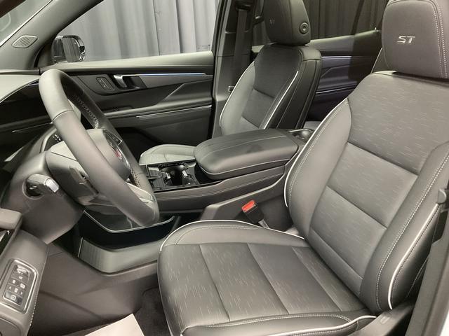 new 2025 Buick Enclave car, priced at $50,595