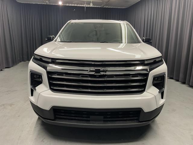 new 2025 Chevrolet Traverse car, priced at $41,993