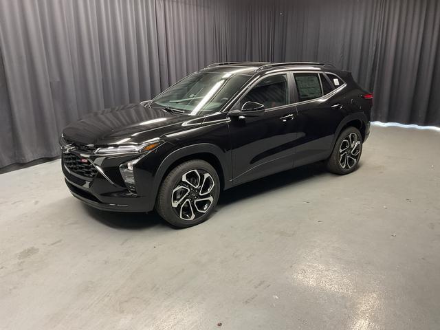 new 2025 Chevrolet Trax car, priced at $25,800
