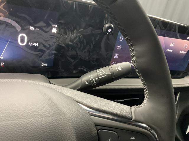 new 2025 Buick Envista car