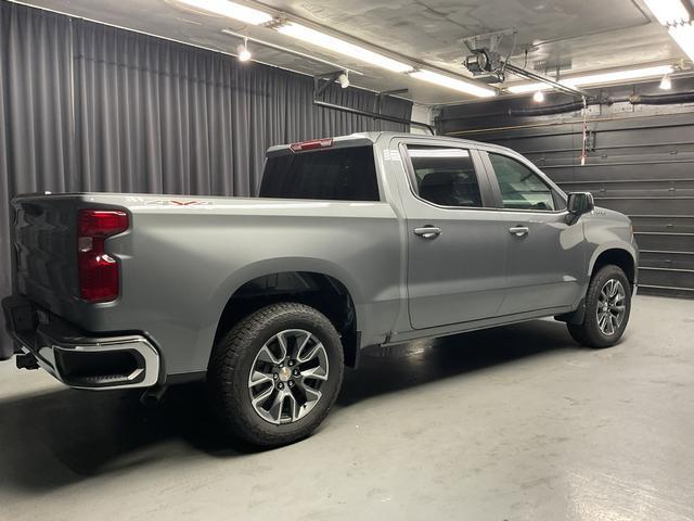 new 2025 Chevrolet Silverado 1500 car, priced at $39,990