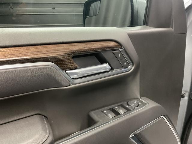 new 2025 Chevrolet Silverado 1500 car, priced at $39,990