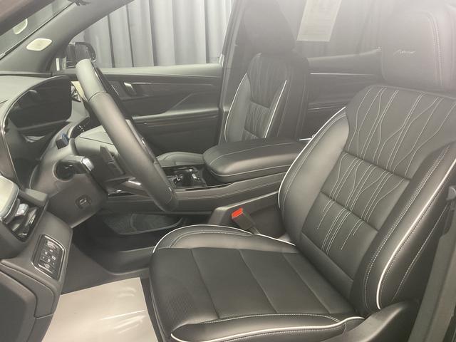 used 2025 Buick Enclave car, priced at $53,950