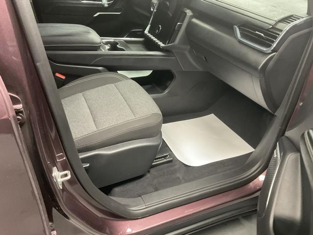 used 2025 GMC Acadia car, priced at $33,550