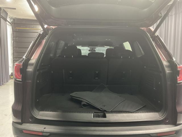 used 2025 GMC Acadia car, priced at $33,550