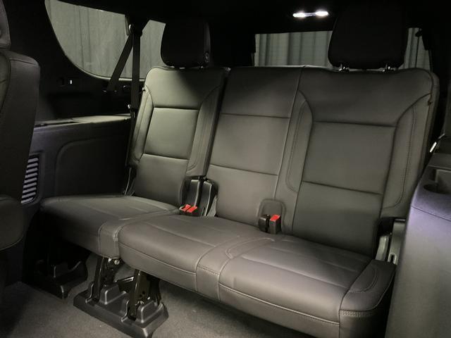 new 2025 Chevrolet Suburban car, priced at $88,350