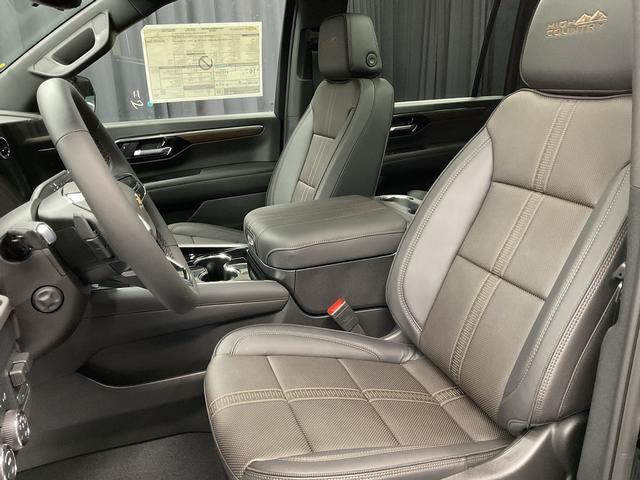 new 2025 Chevrolet Suburban car, priced at $88,350