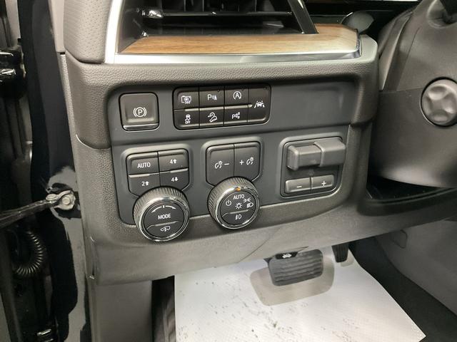 new 2025 Chevrolet Suburban car, priced at $88,350