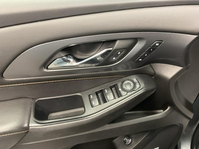 used 2021 Chevrolet Traverse car, priced at $26,995