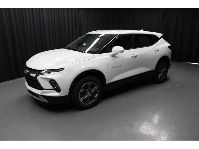 new 2025 Chevrolet Blazer car, priced at $35,650