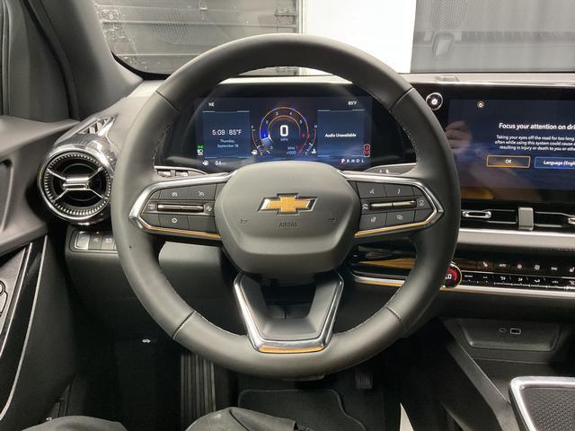 new 2026 Chevrolet Equinox car, priced at $29,900