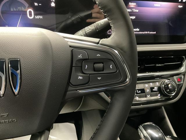 new 2025 Buick Envista car, priced at $26,749