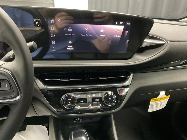new 2025 Buick Envista car, priced at $26,749
