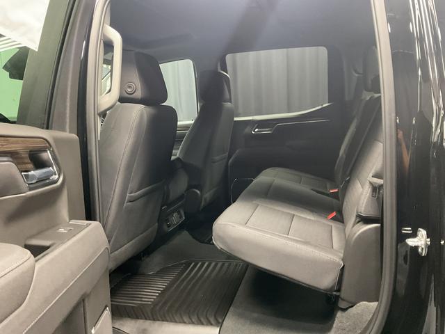new 2025 Chevrolet Silverado 1500 car, priced at $39,990