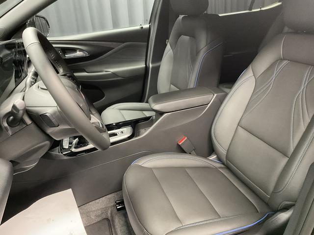 new 2025 Buick Envista car, priced at $26,750