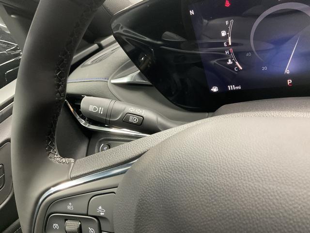 new 2025 Buick Envista car, priced at $26,750
