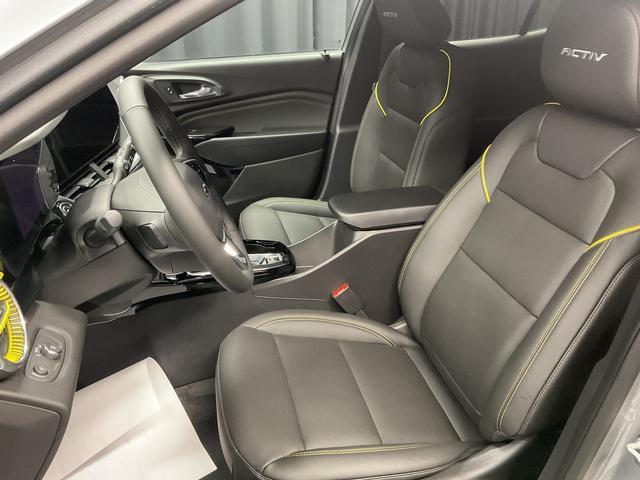 new 2026 Chevrolet Trax car, priced at $25,108