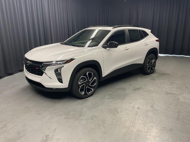 new 2025 Chevrolet Trax car, priced at $25,880