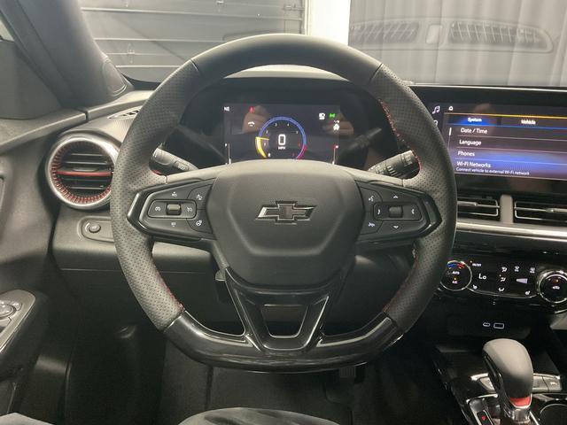new 2025 Chevrolet Trax car, priced at $25,880