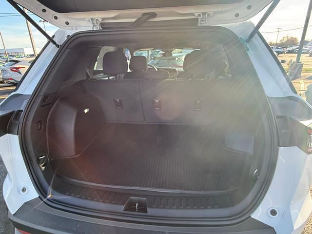 new 2026 Chevrolet Equinox car, priced at $27,319