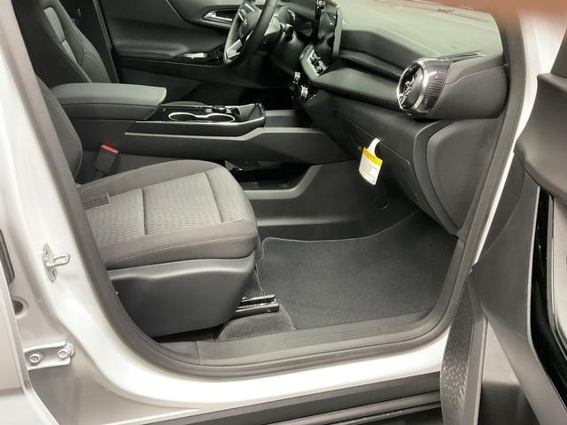 new 2026 Chevrolet Equinox car, priced at $24,489