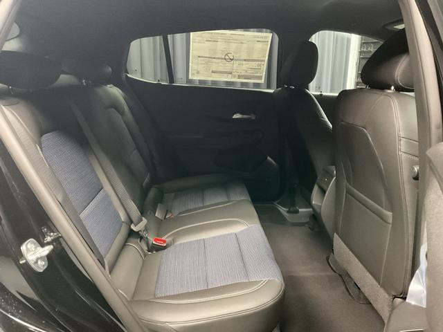 new 2025 Buick Envista car, priced at $26,139