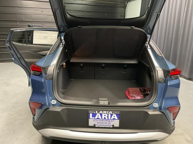 new 2025 Buick Envista car, priced at $26,139