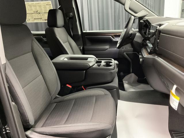 new 2025 Chevrolet Silverado 1500 car, priced at $38,990