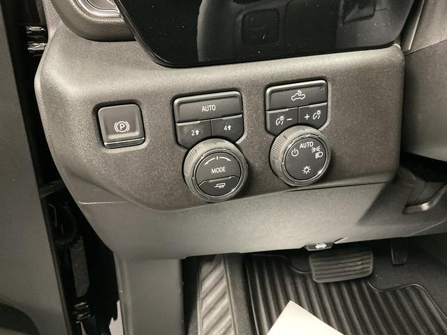 new 2025 Chevrolet Silverado 1500 car, priced at $38,990