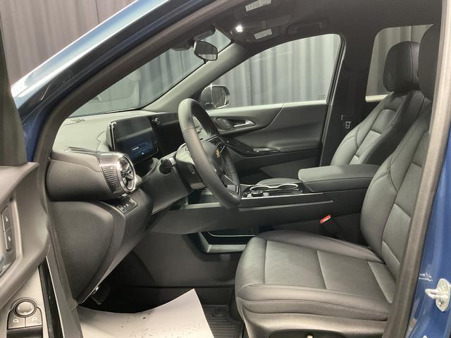 new 2026 Chevrolet Equinox car, priced at $28,995