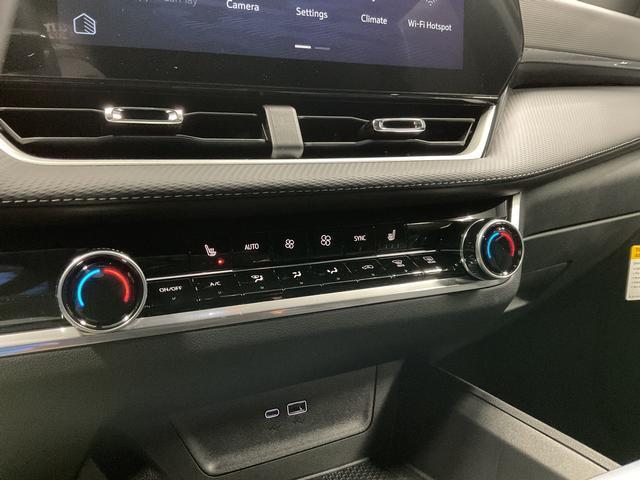 new 2026 Chevrolet Equinox car, priced at $28,995