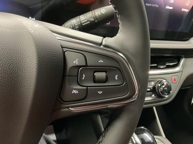 new 2025 Buick Envista car, priced at $25,695