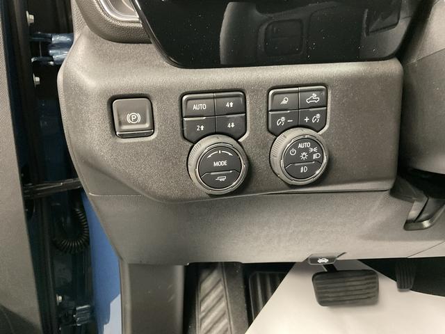 new 2025 Chevrolet Silverado 2500 car, priced at $61,200