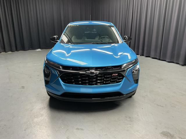 new 2025 Chevrolet Trax car, priced at $23,700