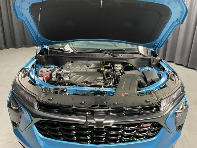 new 2025 Chevrolet Trax car, priced at $23,700