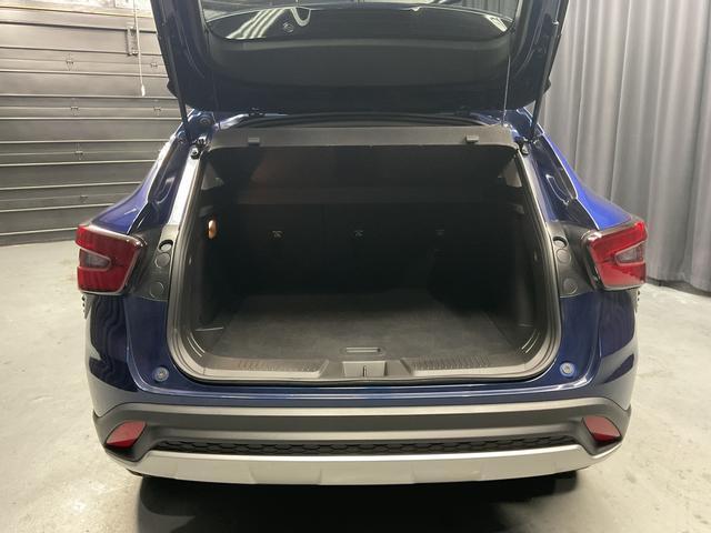 used 2024 Chevrolet Trax car, priced at $20,950