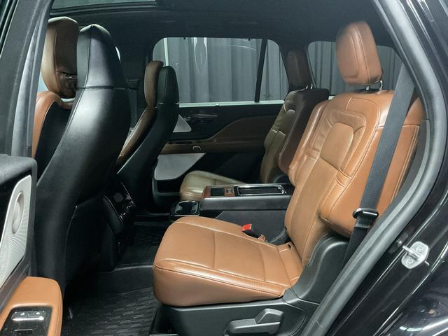used 2022 Lincoln Aviator car, priced at $35,950