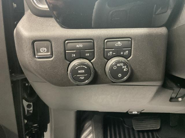 new 2025 Chevrolet Silverado 1500 car, priced at $38,690