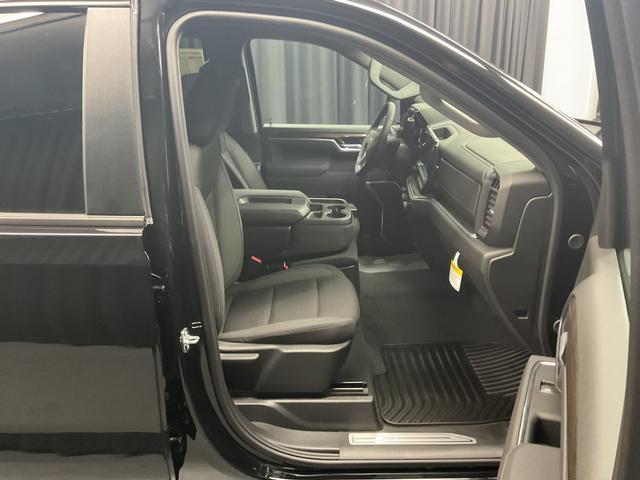 new 2025 Chevrolet Silverado 1500 car, priced at $38,690