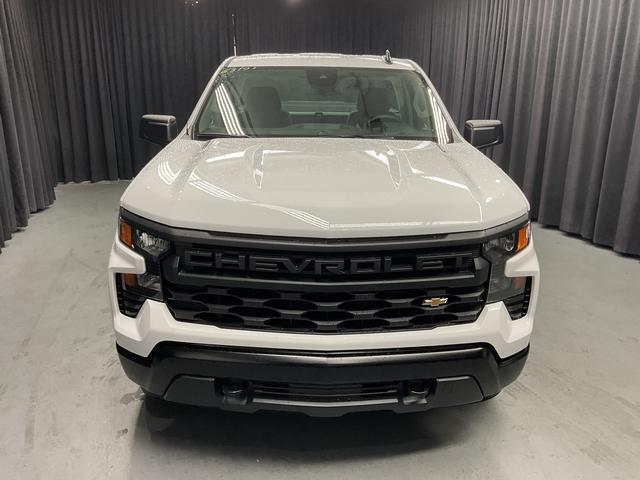 new 2026 Chevrolet Silverado 1500 car, priced at $31,995