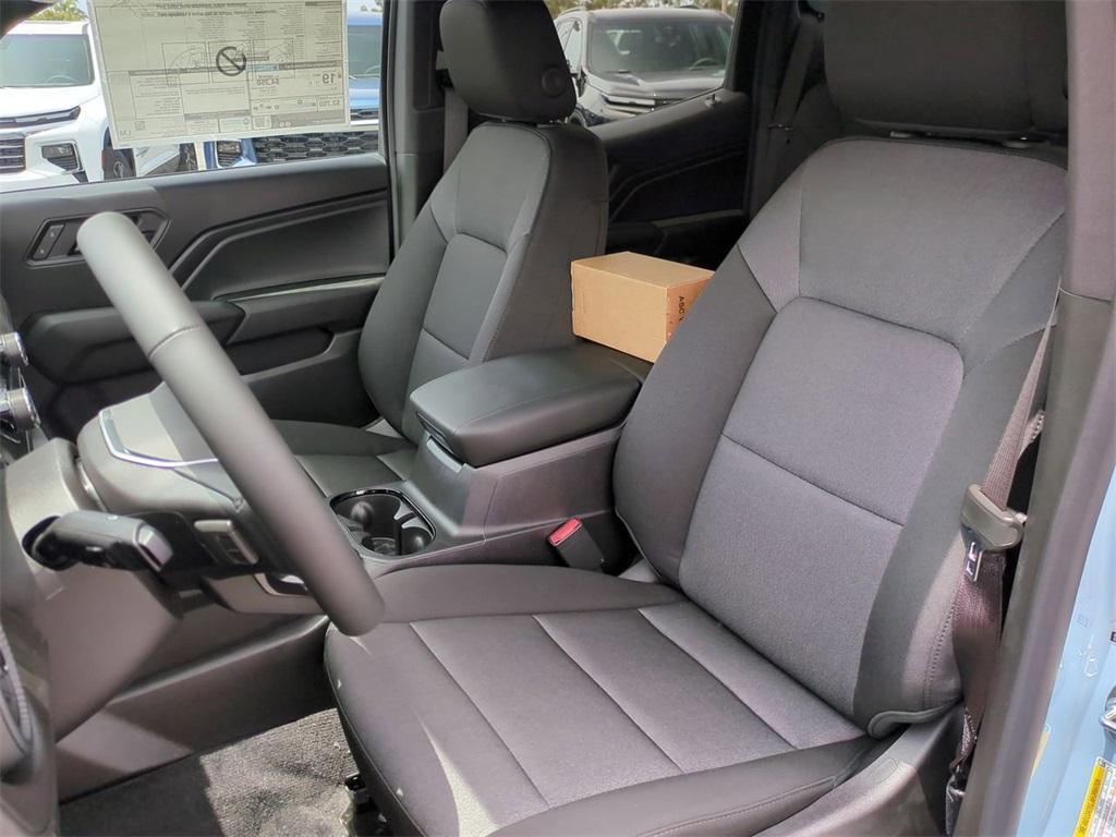 new 2025 Chevrolet Colorado car