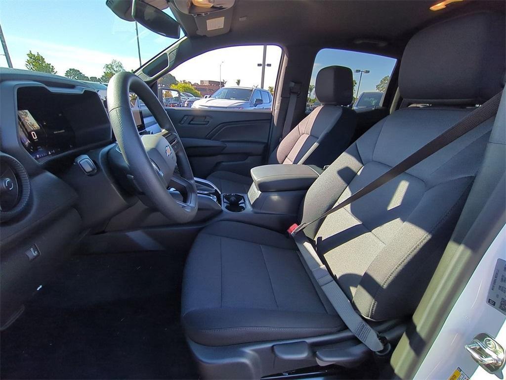new 2025 Chevrolet Colorado car
