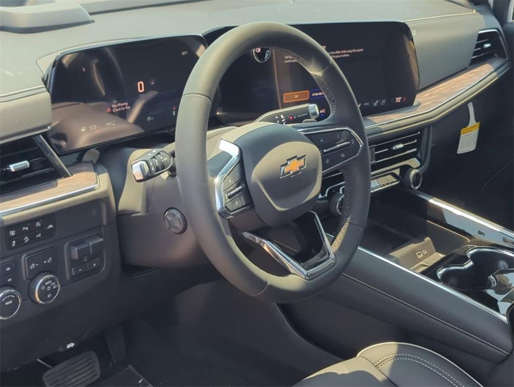 new 2025 Chevrolet Suburban car