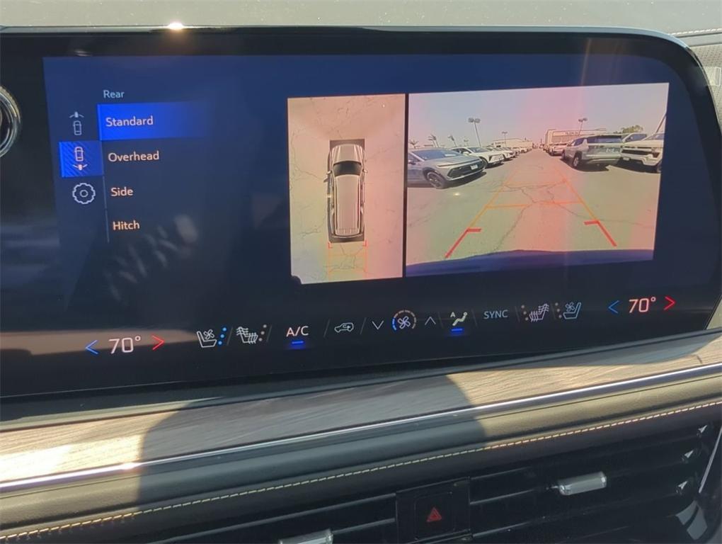 new 2025 Chevrolet Suburban car