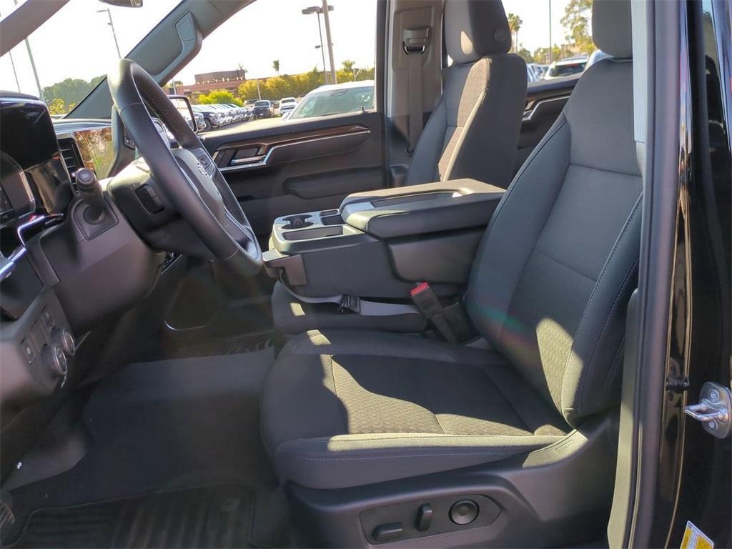 new 2025 Chevrolet Silverado 1500 car, priced at $44,645