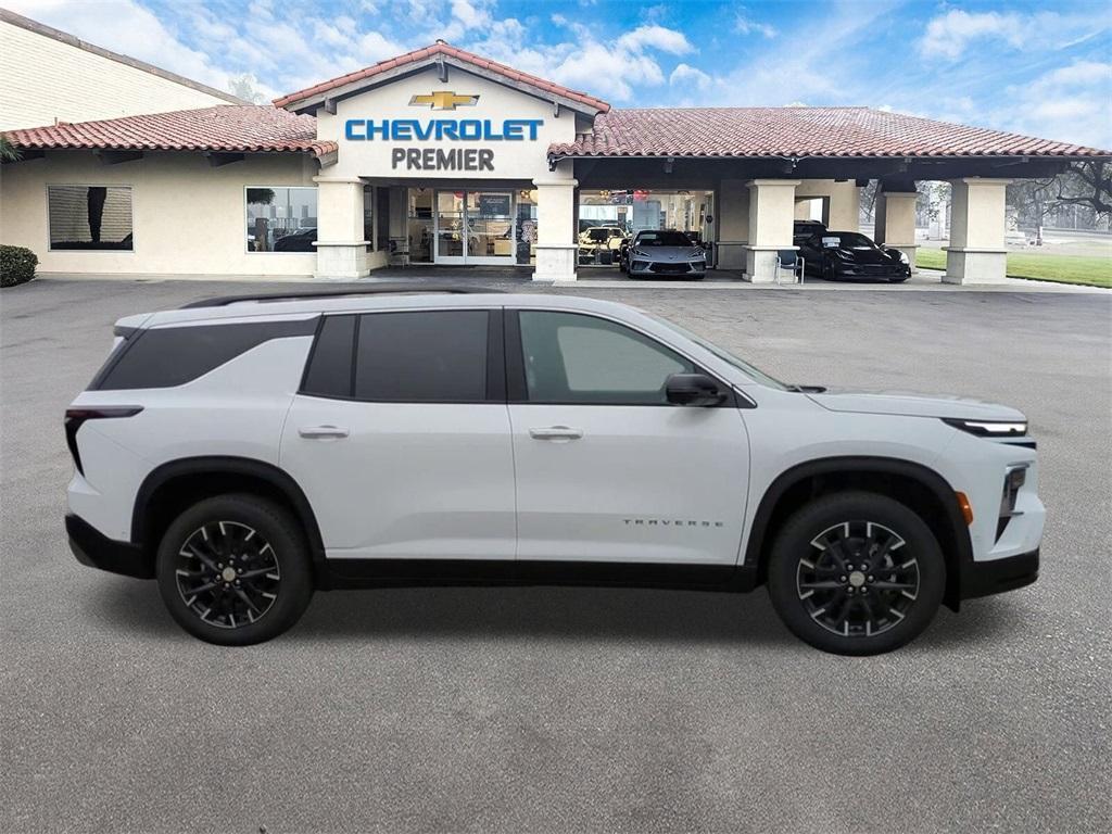 new 2025 Chevrolet Traverse car