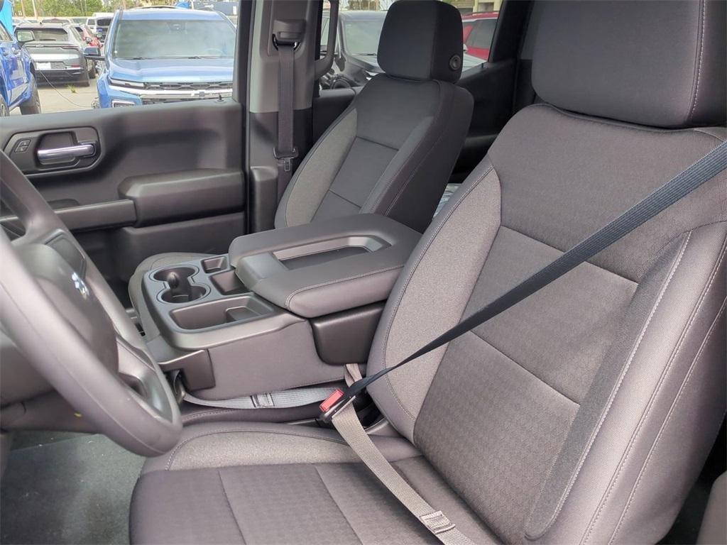 new 2025 Chevrolet Silverado 1500 car