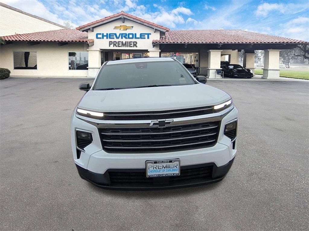new 2025 Chevrolet Traverse car