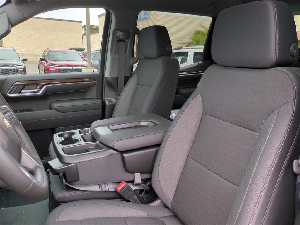 new 2025 Chevrolet Silverado 1500 car