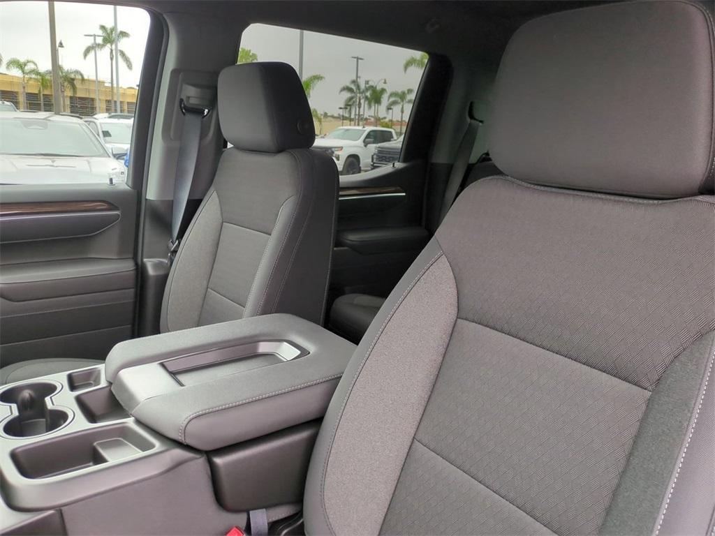 new 2025 Chevrolet Silverado 1500 car